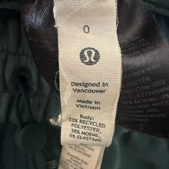 Lululemon Brushed Softstreme Ribbed High-Rise Jogger Pant, Green Jasper, Size 0 - Picture 12 of 13